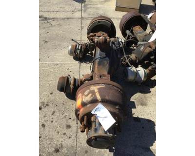 Eaton-Spicer RS461 Rear Axle Housing