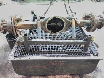 Eaton-Spicer S110 Rear Axle Housing