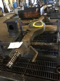 Eaton-Spicer S110L Rear Axle Housing