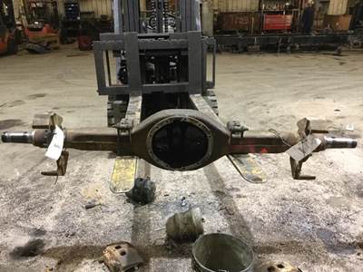 Eaton-Spicer S110L Rear Axle Housing