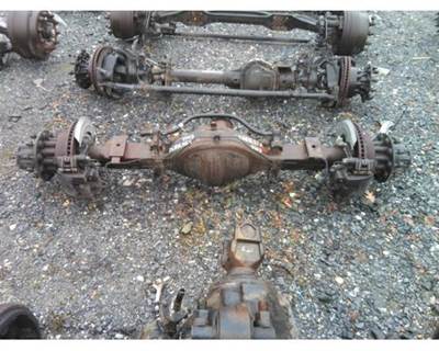 Eaton-Spicer S110L Rear Axle Housing