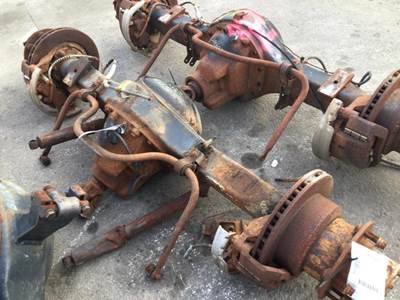 Eaton-Spicer S150 Rear Axle Housing