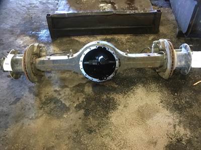 Eaton-Spicer S150S Rear Axle Housing