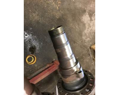 Eaton-Spicer S21140 Rear Axle Housing