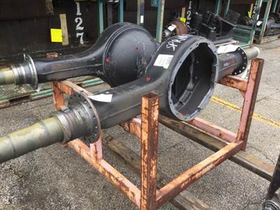 Eaton-Spicer S30190D Rear Axle Housing