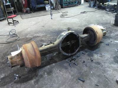 Eaton-Spicer S30190D Rear Axle Housing