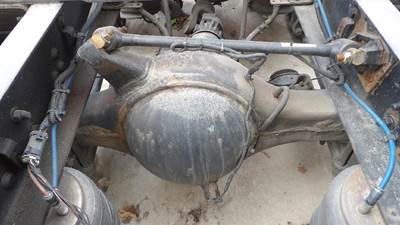 Meritor-Rockwell MR2014X Rear Axle Housing