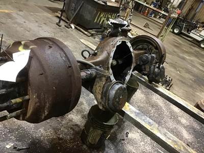 Meritor-Rockwell RR20145 Rear Axle Housing