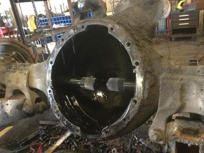 Meritor-Rockwell RS23160 Rear Axle Housing