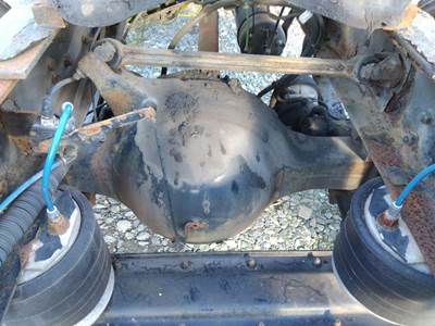 Meritor-Rockwell RS23160 Rear Axle Housing