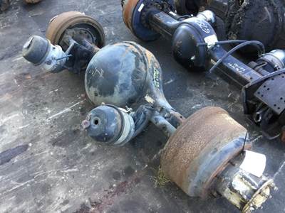 Meritor-Rockwell RS23180 Rear Axle Housing