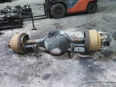 Meritor-Rockwell RS23380 Rear Axle Housing