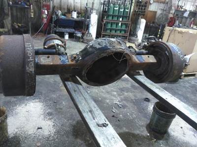 Meritor-Rockwell RS24160 Rear Axle Housing