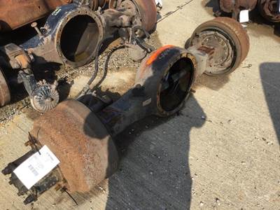 Meritor-Rockwell SQ100R Rear Axle Housing