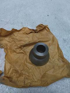 International FRONT DRIVE AXLE PARTS Axle