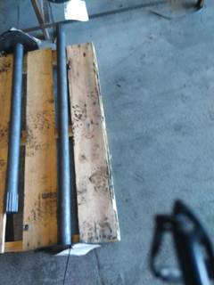 Mack 68KH3226P2 Axle Shaft