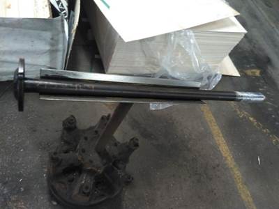Meritor-Rockwell 3202J8902 Axle Shaft