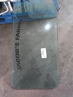 Peterbilt 349 Back Glass