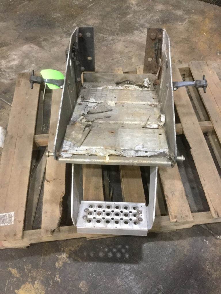 2006 International 9200i Left Battery Box For Sale Easton, MD M06B6249A