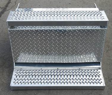 Peterbilt 379 Right Battery Box