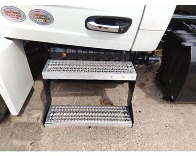 Peterbilt 536 Left Battery Box