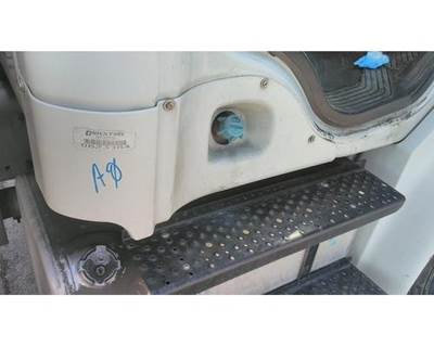 2007 Freightliner M2 106 Right Cab Corner Access Panel