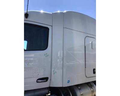 Used 2019 Peterbilt 579 Left Cab/Sleeper Filler Panel Composite 77"