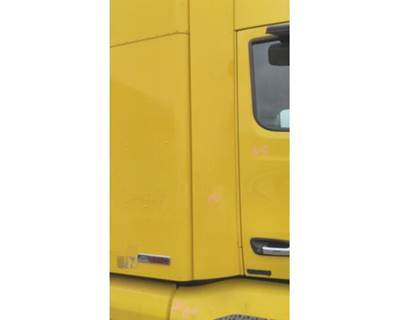 Used 2017 Peterbilt 579 Right Filler Panel between Cab and Sleeper