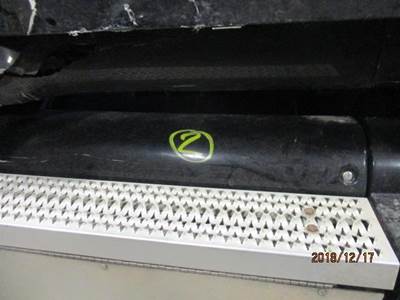 Used 2013 Peterbilt 587 Lower Right Filler Panel