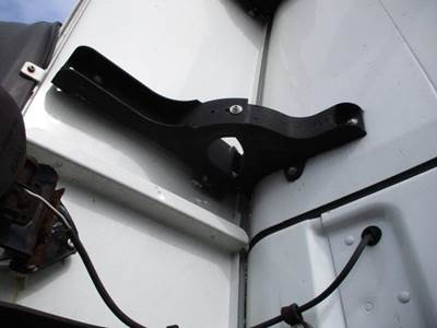 Freightliner Cascadia 125 Left Bracket