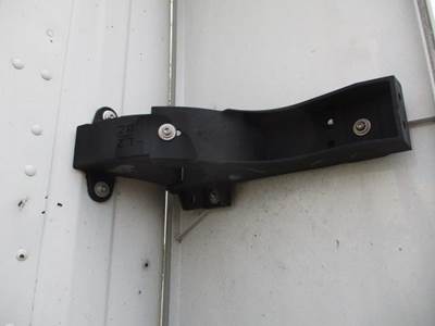 Freightliner Cascadia 125 Right Bracket
