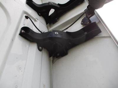 Freightliner Cascadia 125 Right Bracket