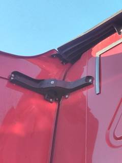 Freightliner Cascadia 125 Left Bracket