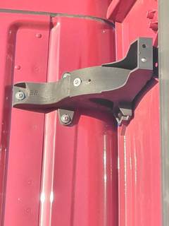 Freightliner Cascadia 125 Right Bracket
