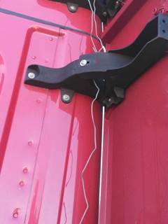 Freightliner Cascadia 125 Right Bracket