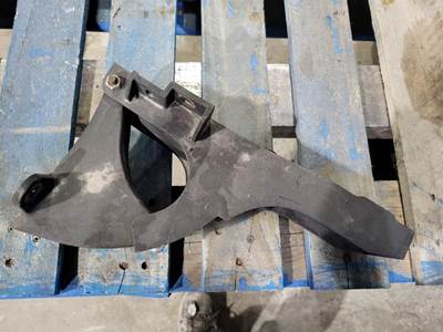 Freightliner Cascadia 125 Bracket