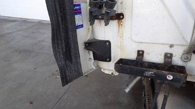 Freightliner Cascadia 125 Left Bracket