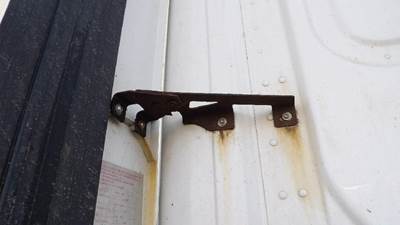 Freightliner Cascadia 125 Left Bracket