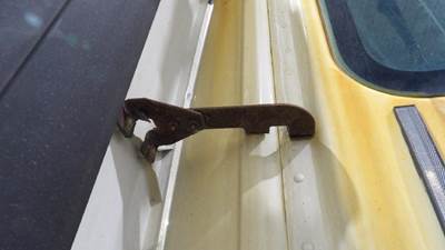 Freightliner Cascadia 125 Left Bracket