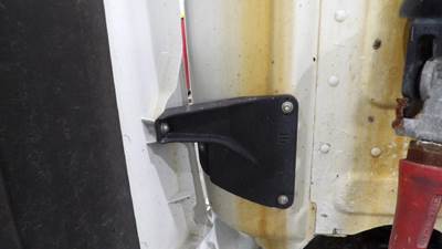 Freightliner Cascadia 125 Left Bracket