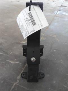 Freightliner Cascadia 125 Bracket