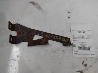 Freightliner Cascadia 125 Right Bracket