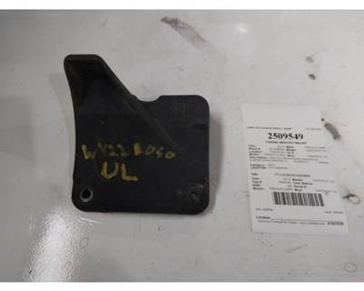 Freightliner Cascadia 125 Left Bracket
