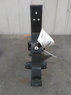Freightliner Cascadia 126 Left Bracket