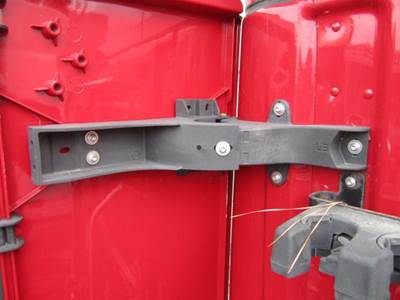 Freightliner Cascadia 126 Left Bracket