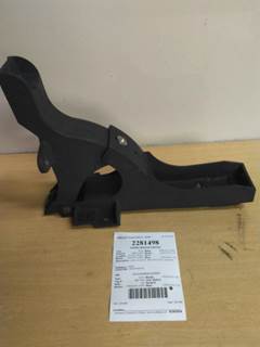 Freightliner Cascadia 126 Left Bracket