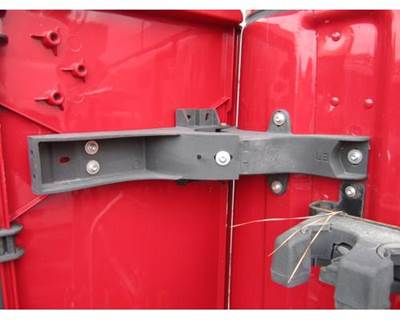 Freightliner Cascadia 126 Left Bracket