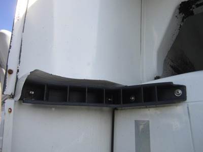 International ProStar Left Bracket for a International PROSTAR 122
