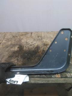 Kenworth T680 Right Bracket