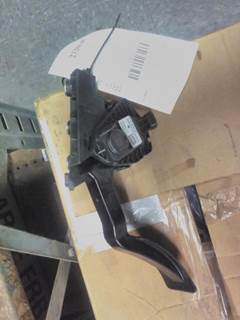 Ford F-750 Pedal for a Ford F750SD (SUPER DUTY)